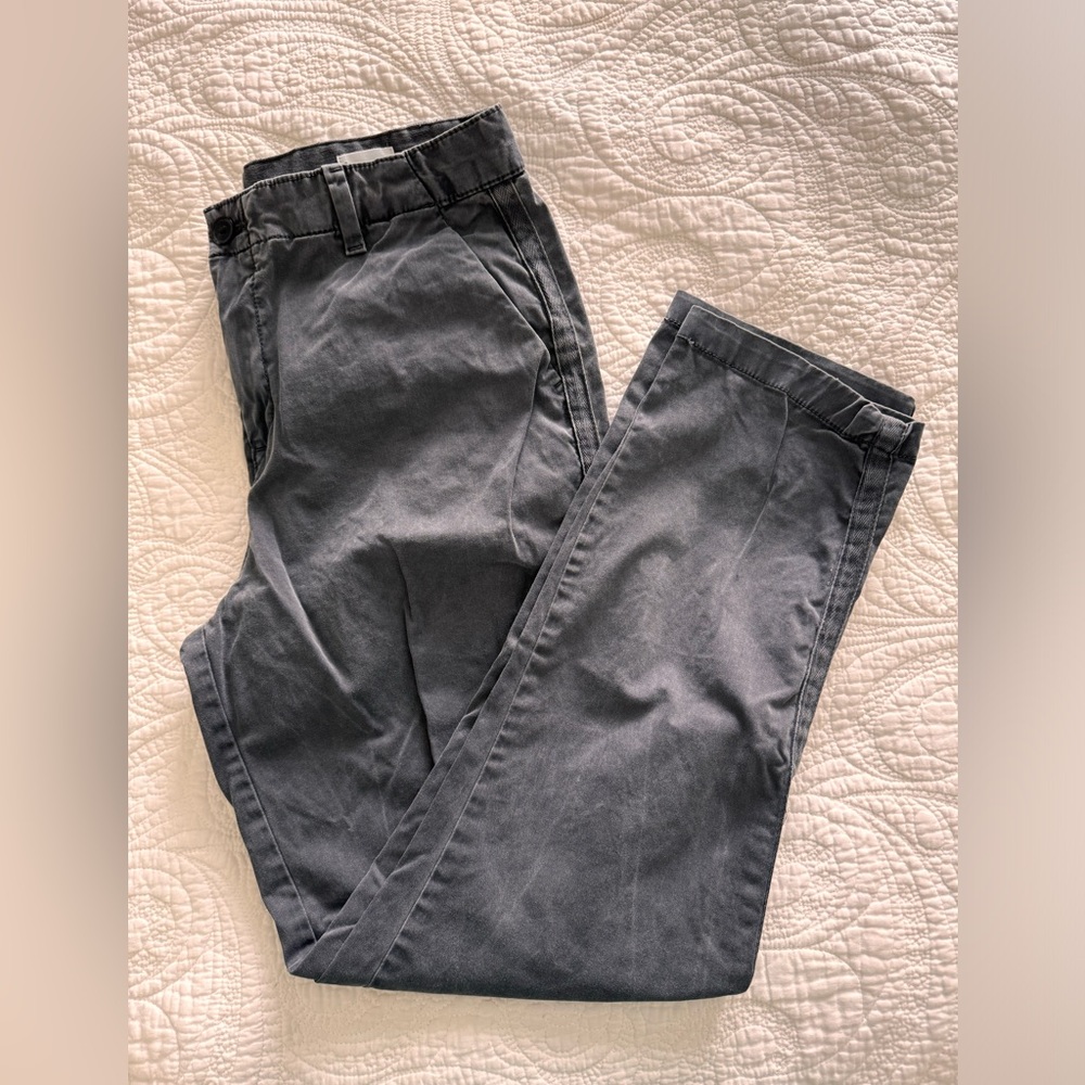 GAP - Girlfriend Chinos. Size 8